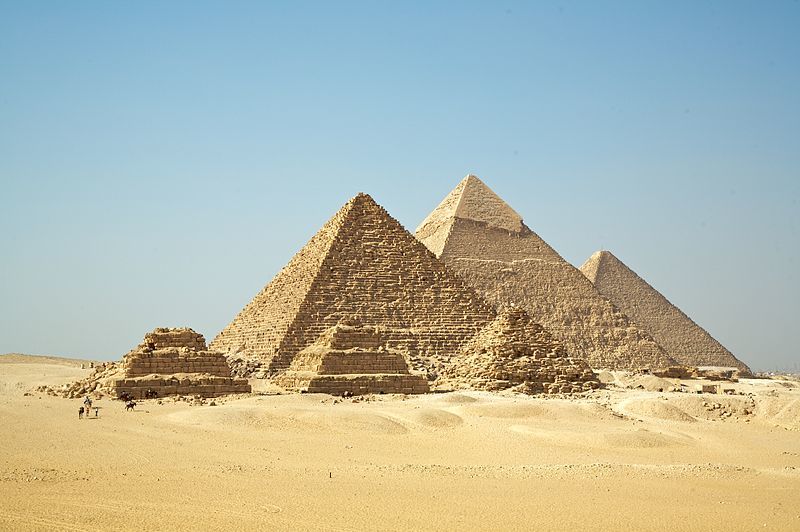 Click image for larger version

Name:	800px-Pyramids_at_Gizah.jpg
Views:	63
Size:	70,4 kB
ID:	1658599