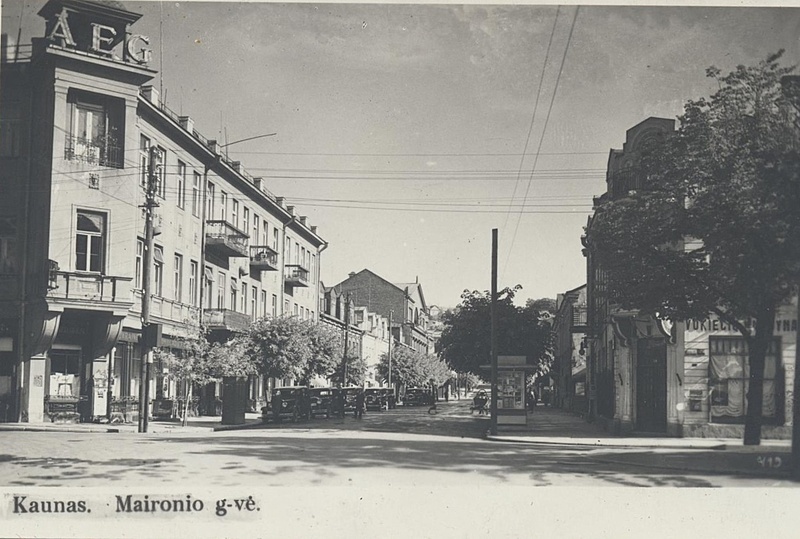 Click image for larger version

Name:	Kaunas.Maironio g.1934.jpg
Views:	566
Size:	313,9 kB
ID:	1734615