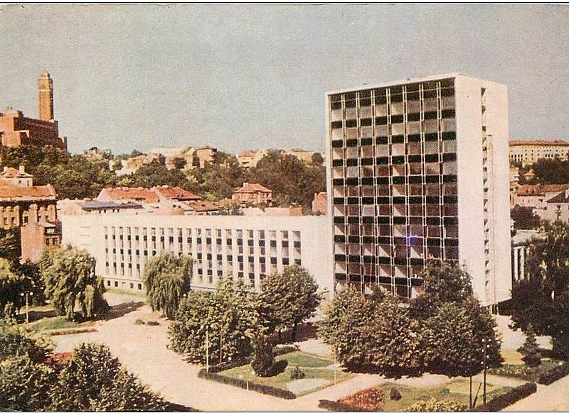 Click image for larger version

Name:	Kaunas.Janonio aikštė 1966.Nuotr.L.Ruikio.jpg
Views:	68
Size:	284,2 kB
ID:	1765631
