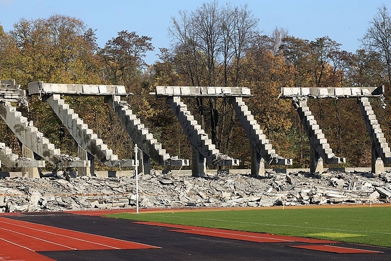 Click image for larger version

Name:	rekonstruojamas-s-dariaus-ir-s-gireno-stadionas-79465175 (1).jpg
Views:	318
Size:	318,8 kB
ID:	1781857
