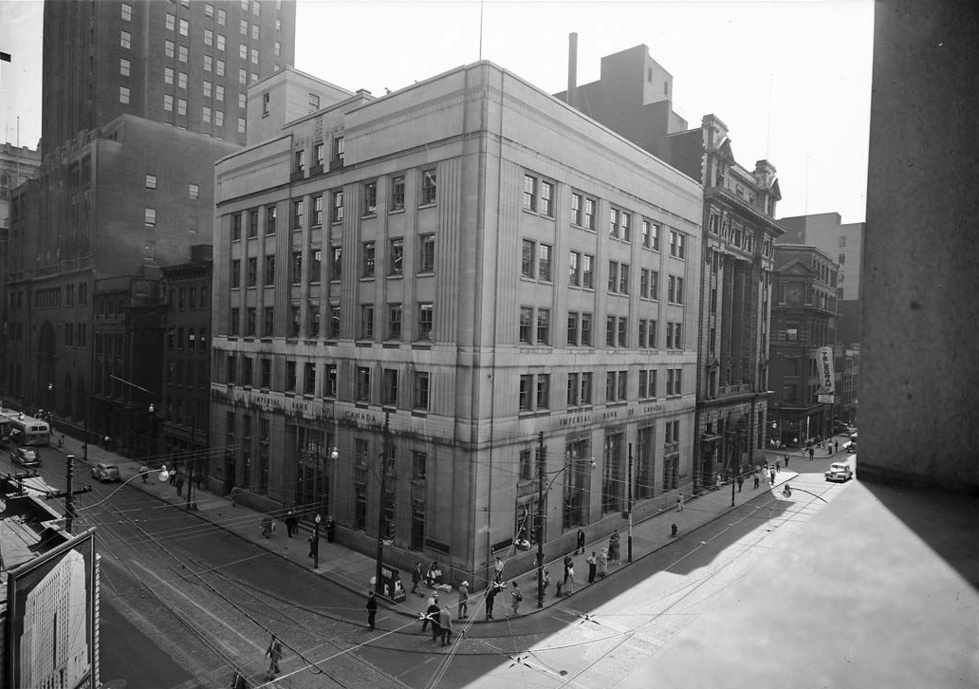 Click image for larger version

Name:	Imperial_Bank_of_Canada_Building.jpg
Views:	198
Size:	207,6 kB
ID:	1794181