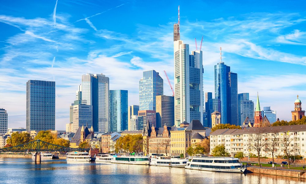 Click image for larger version

Name:	frankfurt-am-main-city-guide-germany.jpg
Views:	432
Size:	305,0 kB
ID:	1832062