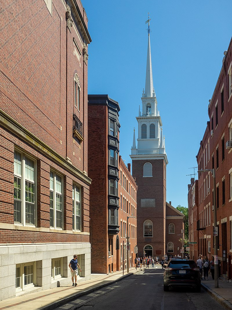 Click image for larger version  Name:	800px-Boston_-_Old_North_Church_%2848718566608%29.jpg Views:	0 Size:	468,6 kB ID:	1837373