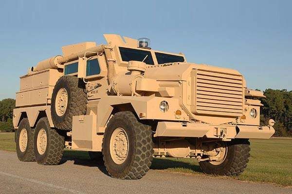 Click image for larger version

Name:	3-mastiff-2-vehicles.jpg
Views:	501
Size:	48,2 kB
ID:	1961212