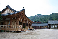 Beomeosa temple