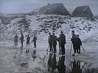 Džermeikės kalnas..traukiamas ledas ir vežamas į pieninę apie 1930m.