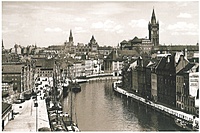 Šunų sąsiaurio, lastadijų (uosto sandėlių) ir Karališkosios pilies panorama.