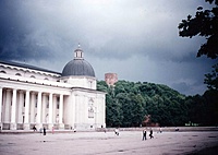 1990 Birželio - Vilnius - Katedra ir Gedimino Pilis (gal gale matosi tą "okupantai lauk" užrašą).