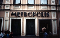 1990 Kaunas - Liepos - Metropolio facadas.