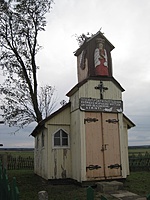 Pašilės kapelių koplyčia Skuodo rajone, 2002 m.